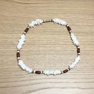 Shell & Wood Bead Necklace 17”
